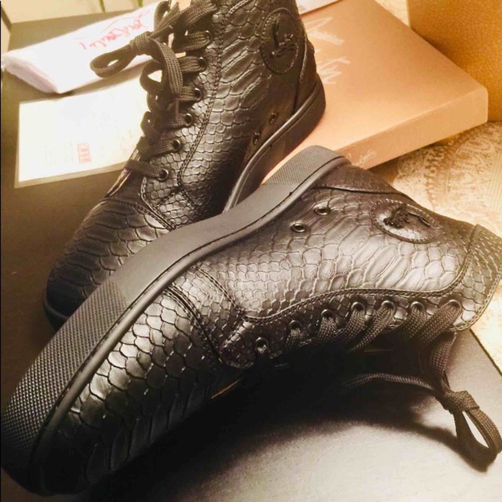 Red bottoms not sold